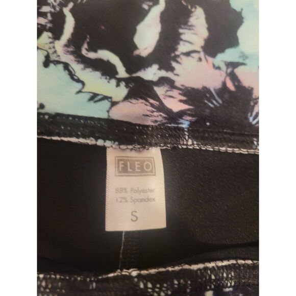 FLEO Womens S Floral Print Workout Athletic Shorts EXCELLENT Crossfit - Picture 4 of 4
